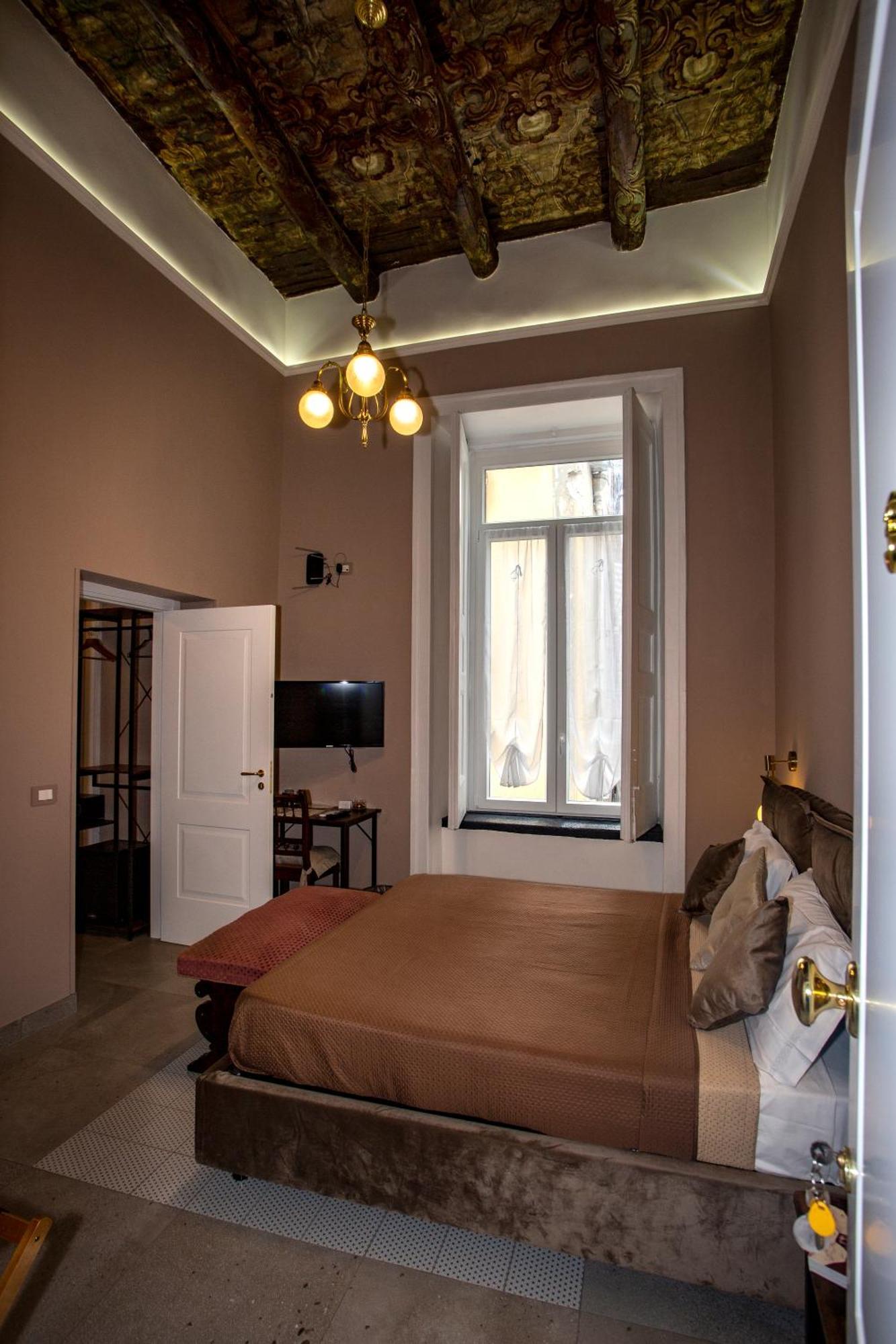 Xenia Neapolis Hotell Eksteriør bilde